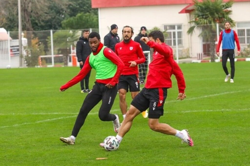 Yılport Samsunspor Şut Çalıştı