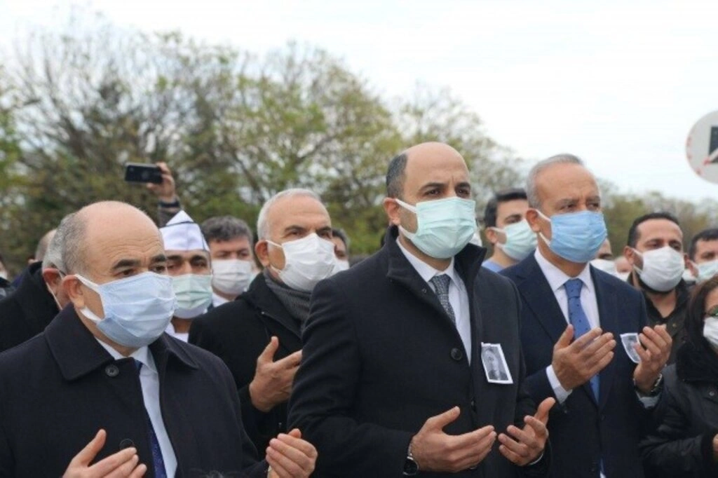 Doktor Ali Murat Uludoğan son yolculuğuna gözyaşlarıyla uğurlandı
