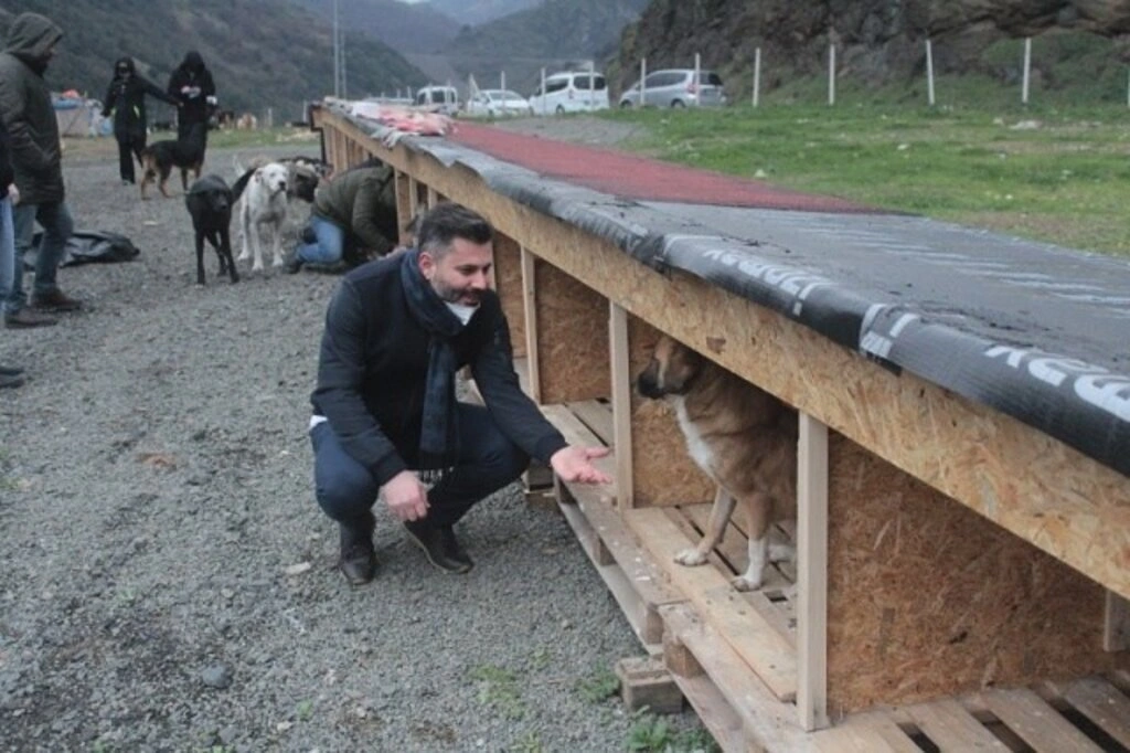 Sevdamız Samsun'dan 'Bir kap su bir kapak yemek’ kampanyasına destek