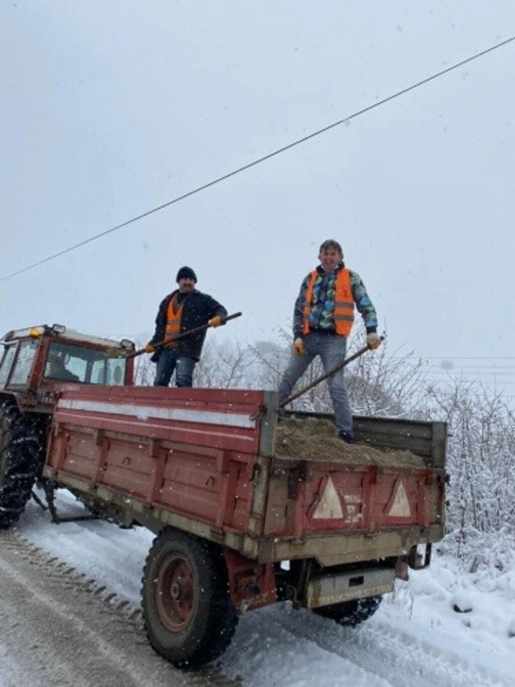 Tekkeköy Belediyesi'nde kar teyakkuzu