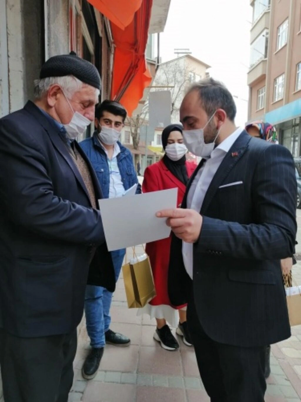 AK Parti Kavak Teşkilatı, çalışmalarını yoğun bir şekilde gerçekleştiriyor