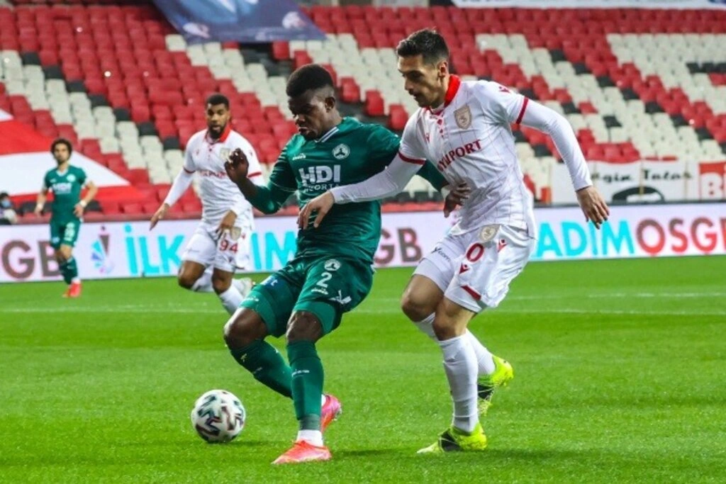 Samsunspor Giresunspor maçı ilk yarı fotoğrafları
