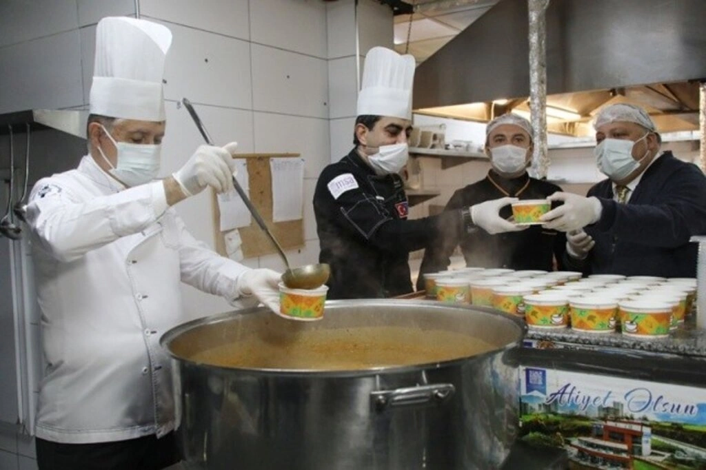 Atakum Belediye Başkanı Av. Cemil Deveci 2 yıllık çalışmalarını özetledi