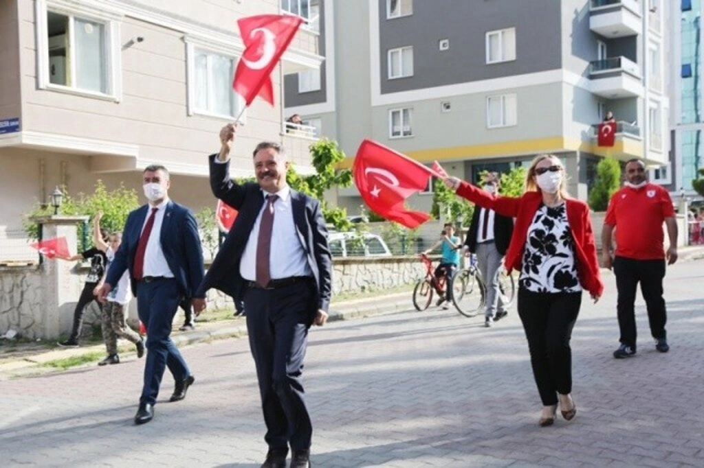 Atakum Belediye Başkanı Av. Cemil Deveci 2 yıllık çalışmalarını özetledi