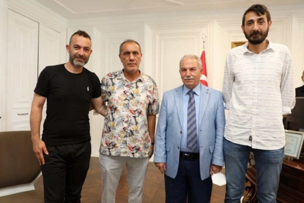Amatör spor kulüplerinden Başkan Demirtaş'a teşekkür