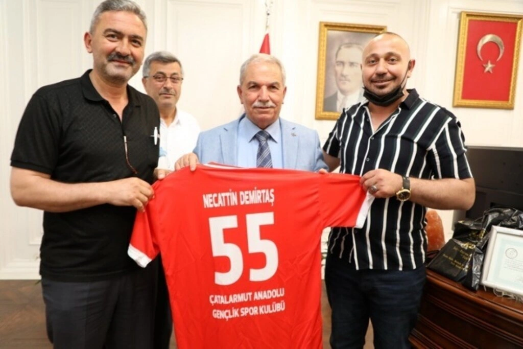 Amatör spor kulüplerinden Başkan Demirtaş'a teşekkür