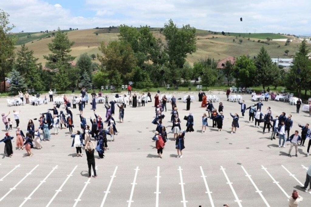 Havza Fen Lisesinde mezuniyet heyecanı