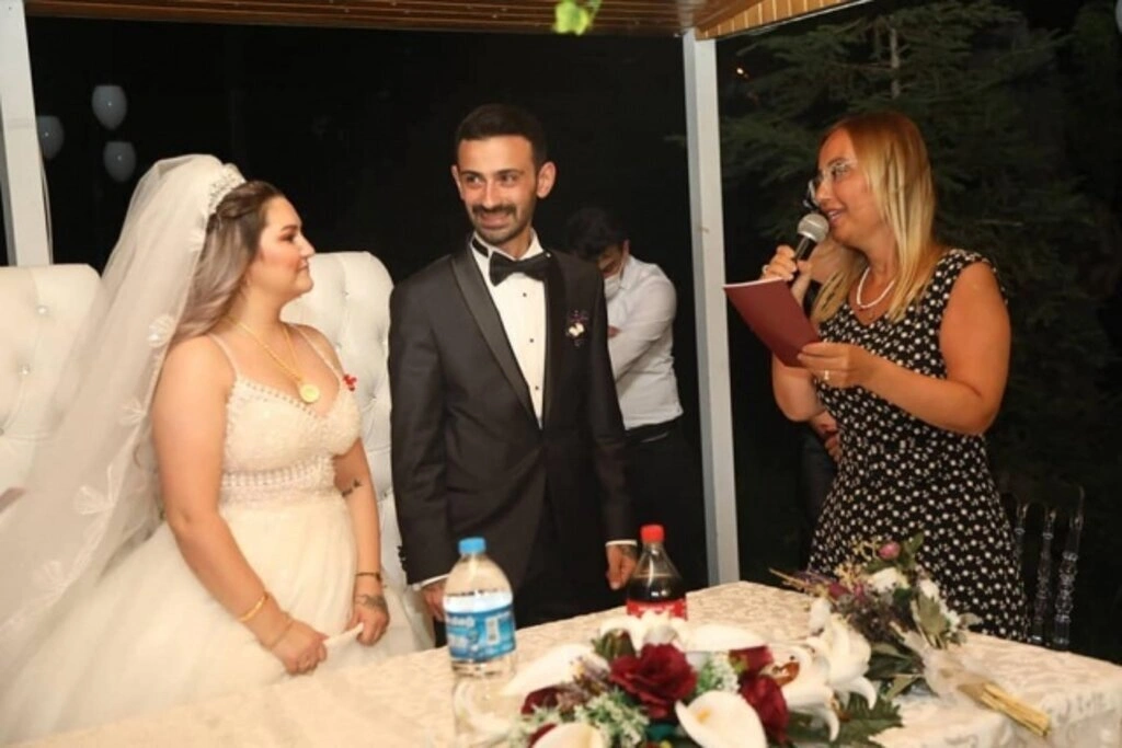 Deveci ailesinin mutlu günü