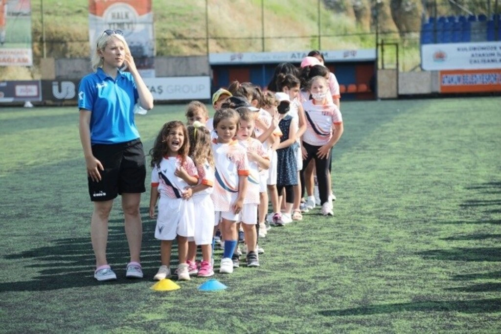 Atakum Belediyespor Yaz Spor Okulları açıldı