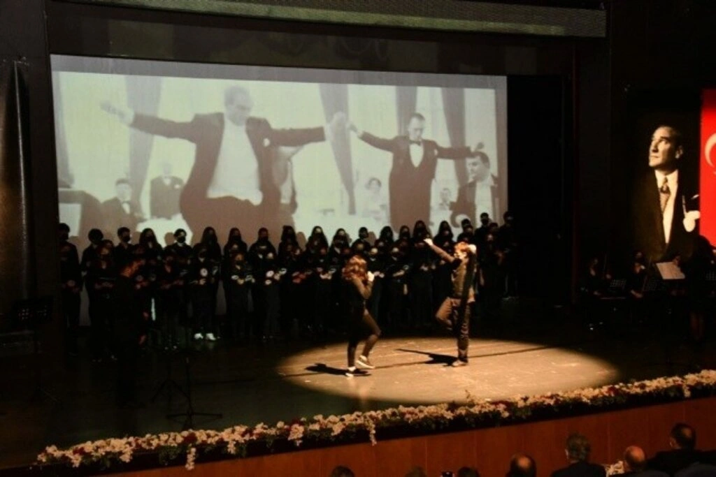 Gazi Mustafa Kemal Atatürk için Samsun'da anma programları