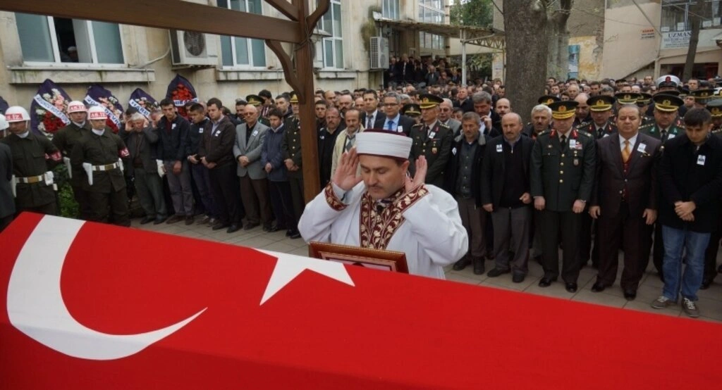 Şehit Yaşar Yılmaz toprağa verildi