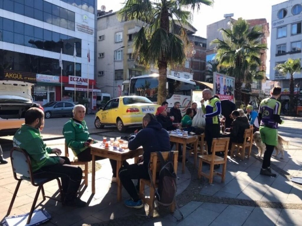 Başkan Akgül EKOBİD üyelerini ağırladı