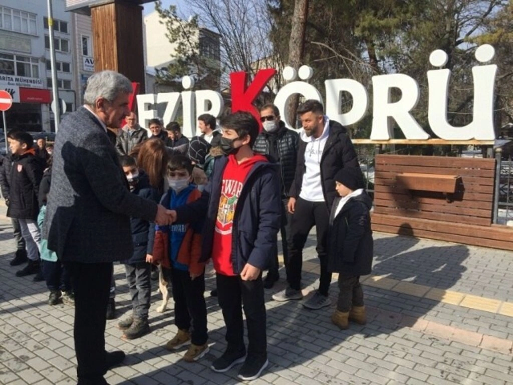 Sporcular Öze Dokunuş Projesi kapsamında Vezirköprü'de