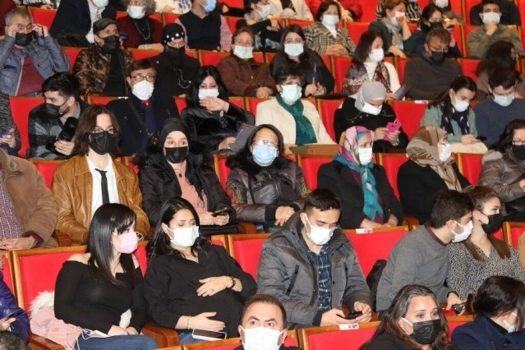 Atakum Belediyesi Türk Halk Müziği Korosu’ndan muhteşem konser