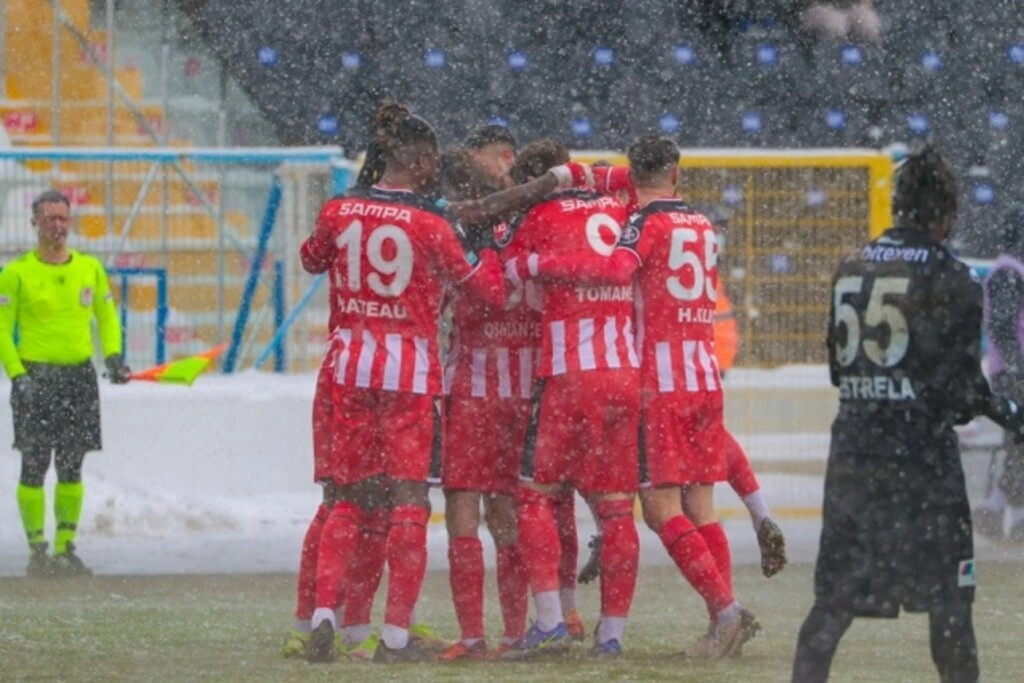 Erzurumspor Samsunspor maçı fotoğrafları