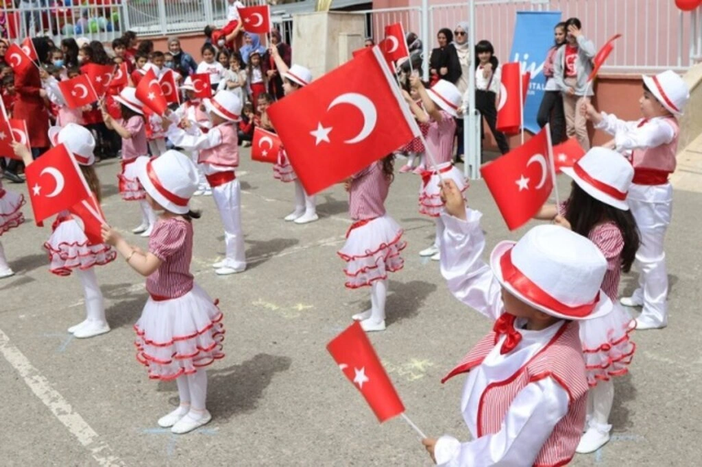 23 Nisan Ulusal Egemenlik ve Çocuk Bayramı Atakum’da dolu dolu kutlandı