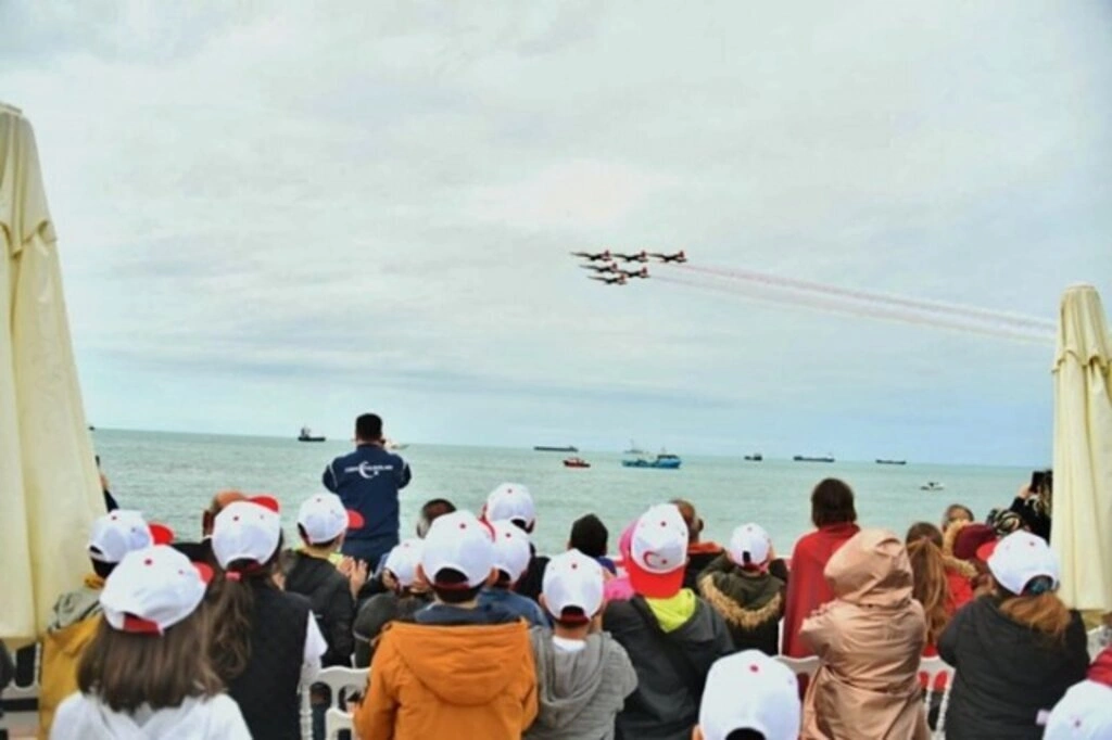 Samsun'da 19 Mayıs kutlamaları nefes kesiyor