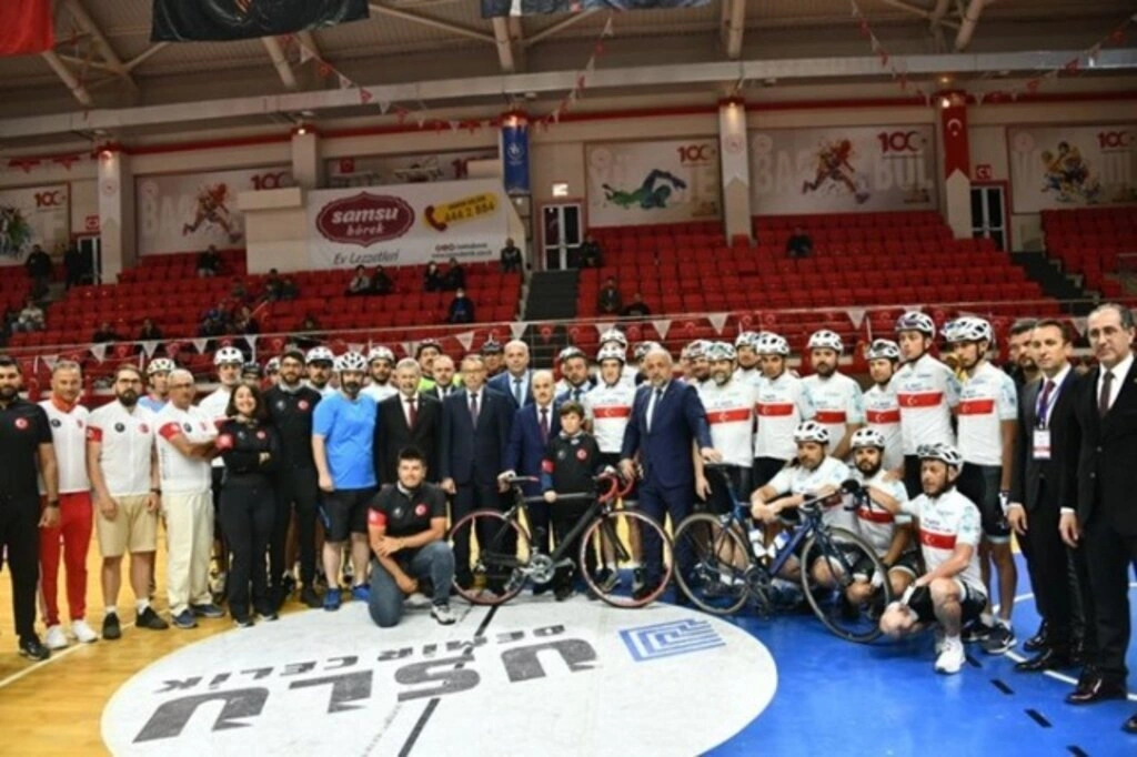 Samsun'da 19 Mayıs kutlamaları nefes kesiyor