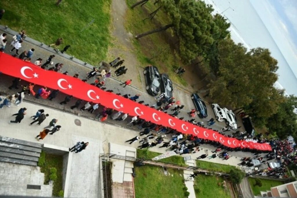 Samsun'da 19 Mayıs kutlamaları nefes kesiyor