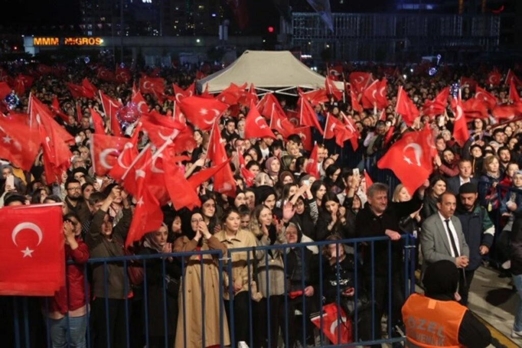 Samsun'da 19 Mayıs kutlamaları nefes kesiyor