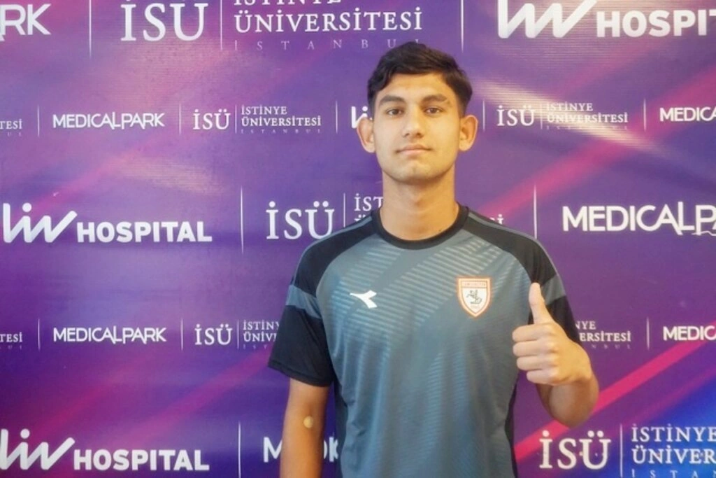 Samsunsporlu futbolcular ve teknik heyet sağlık kontrolünden geçti