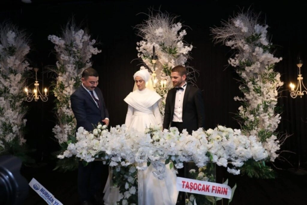 Gül Uçar ile Caner Göktepe dünya evine girdi