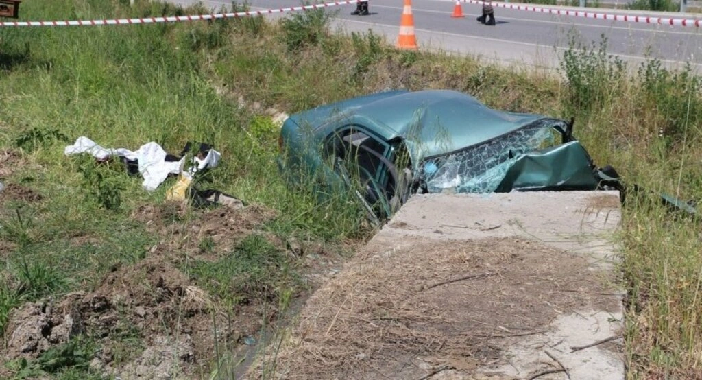 Samsun'da trafik kazası: 3 ölü, 1 yaralı