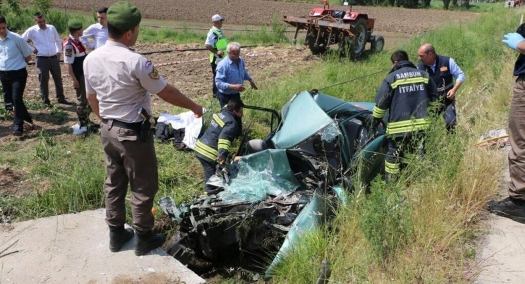 Samsun'da trafik kazası: 3 ölü, 1 yaralı