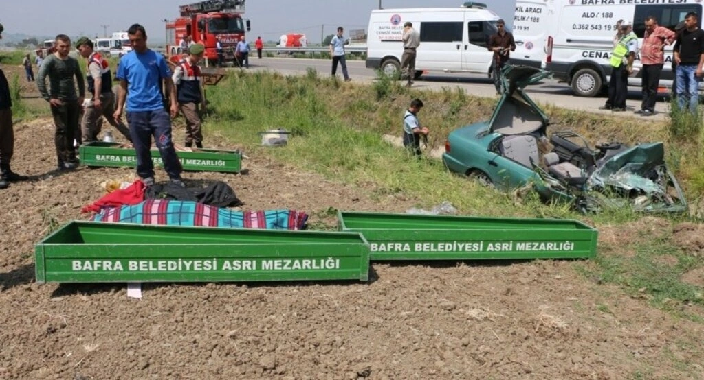 Samsun'da trafik kazası: 3 ölü, 1 yaralı