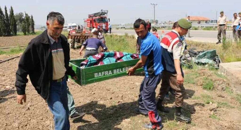 Samsun'da trafik kazası: 3 ölü, 1 yaralı