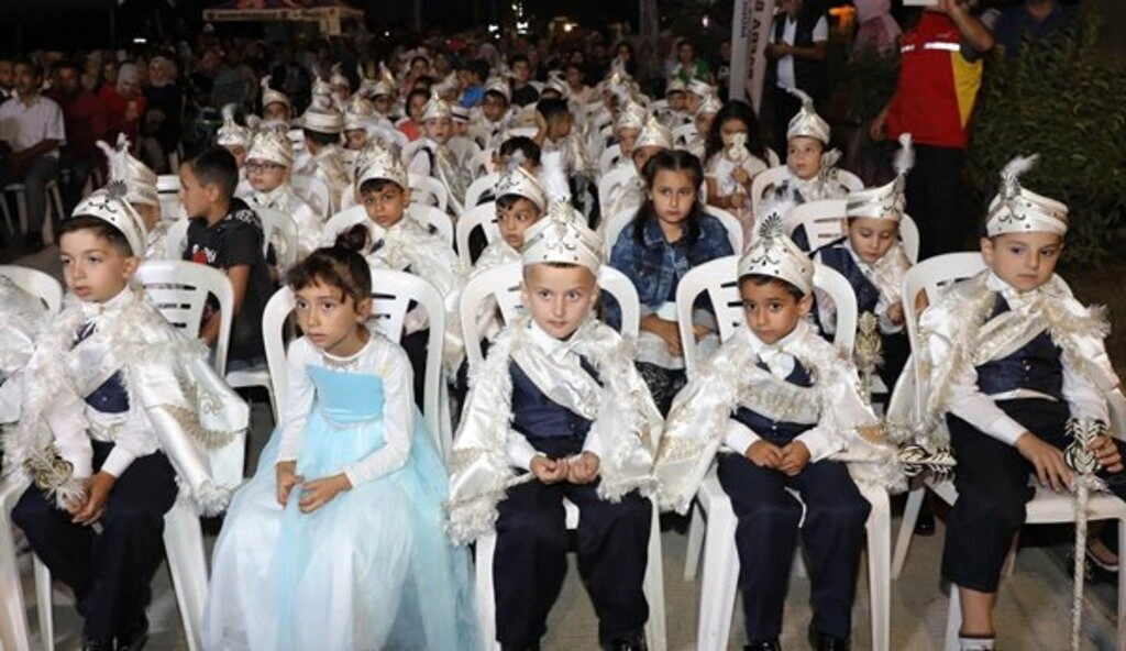 Bafra Belediyesi'nden Geleneksel Sünnet Şöleni Coşkusu