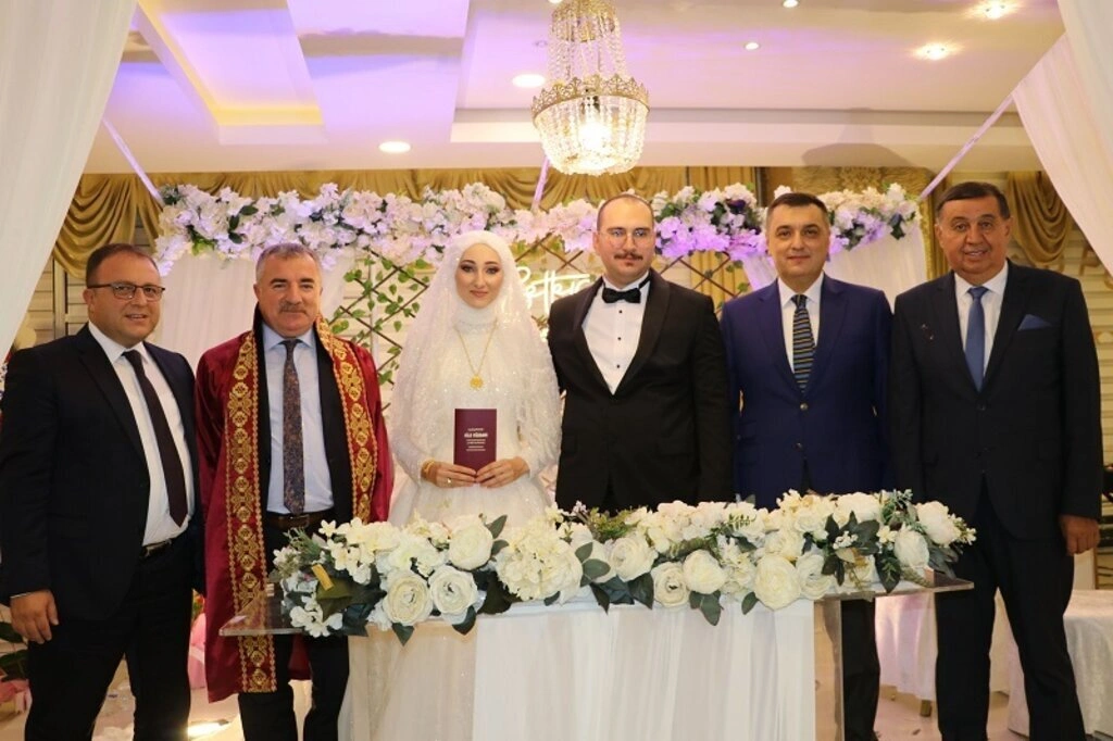İkiz ve Yavuz Ailelerinin mutlu günü