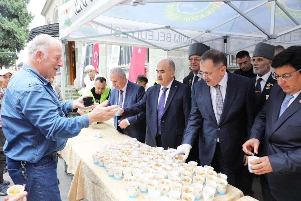 Samsun'da Gazilerin Büyük Coşkusu! Başkan Demirtaş Gaziler Günü'nde lokma dağıttı!