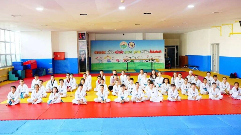 İlkadım'da Taekwondo Kuşak Sınavı Nefes Kesti