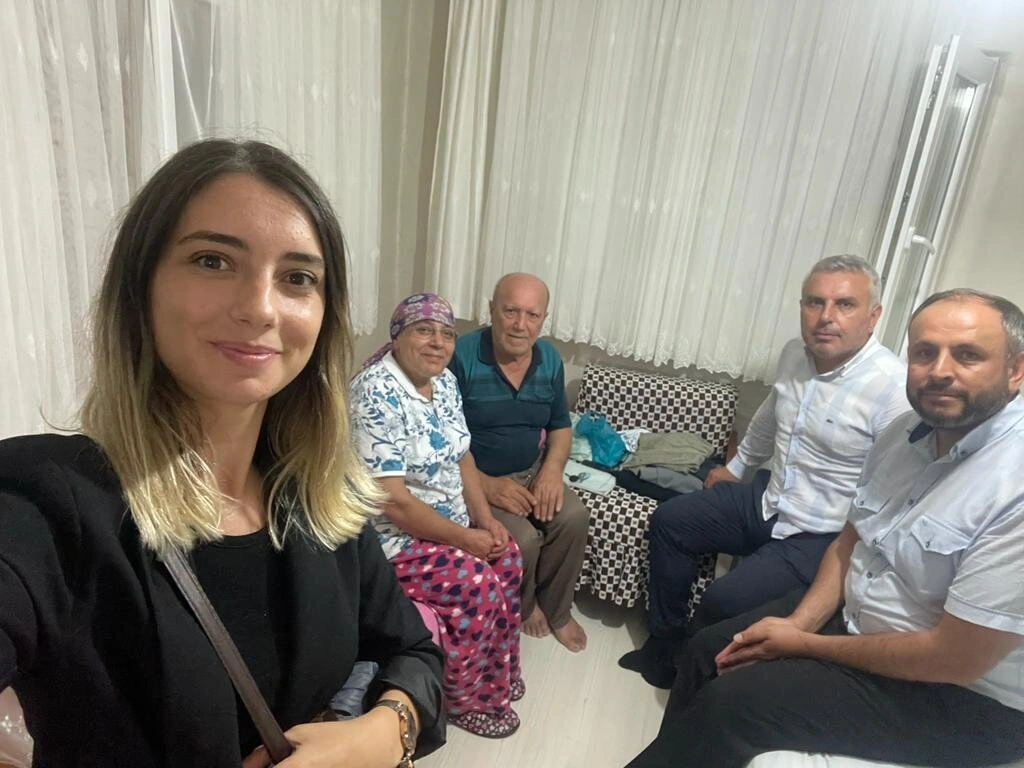 İlkadım'da hane hane 2023'e ziyaretleri devam ediyor