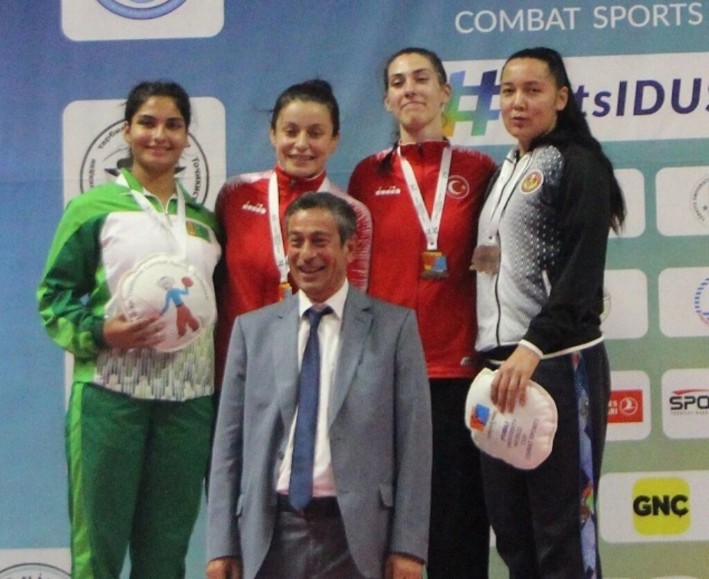 FISU Dövüş Sporları Dünya Kupası Müsabakaları Samsun'da başladı