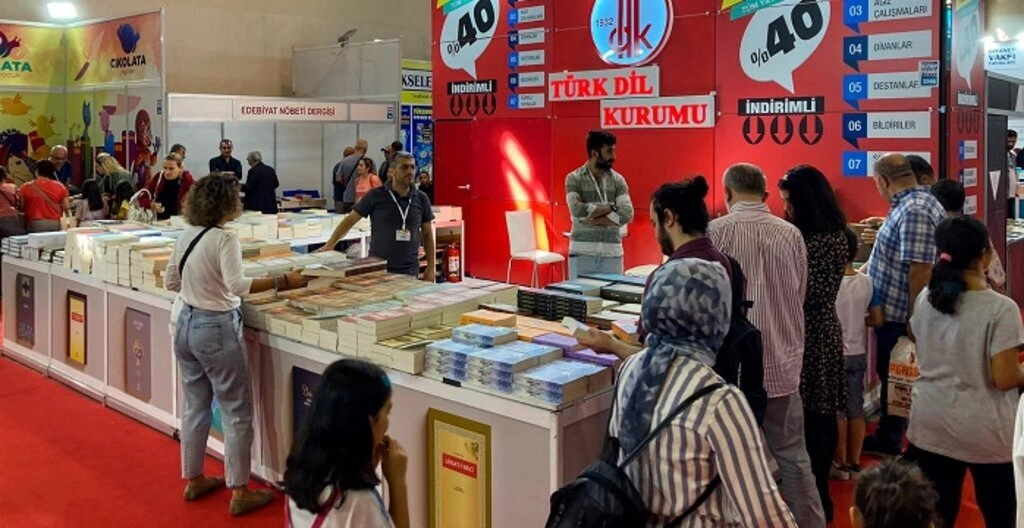 Karadeniz 7. Kitap Fuarı açıldı! Samsun Kitap Fuarı ziyarete açıldı!