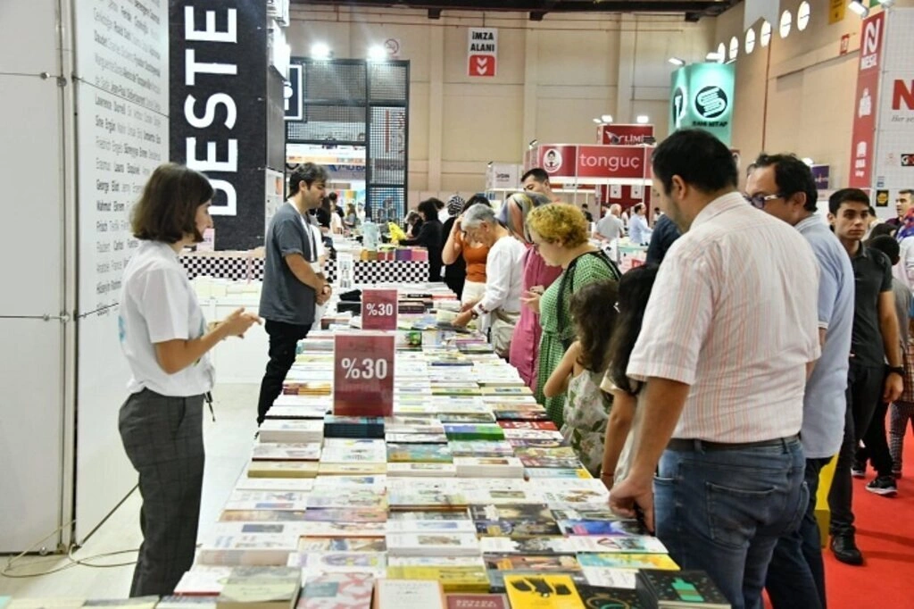 Karadeniz 7. Kitap Fuarı açıldı! Samsun Kitap Fuarı ziyarete açıldı!