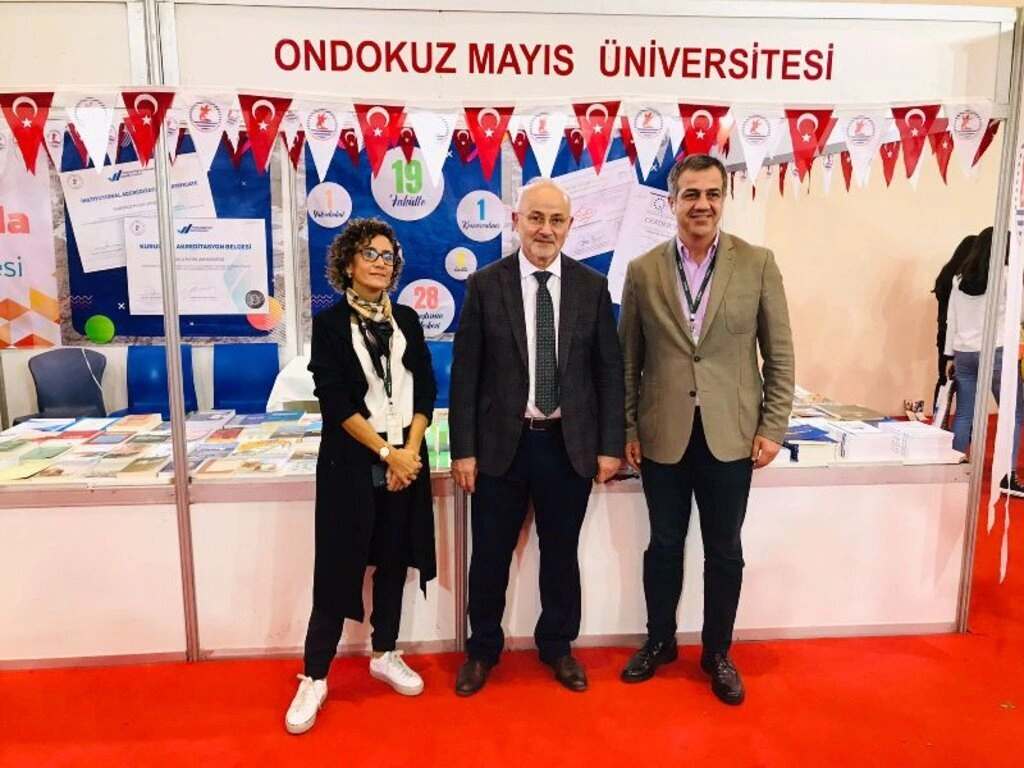 Karadeniz 7. Kitap Fuarı’nda OMÜ standına yoğun ilgi