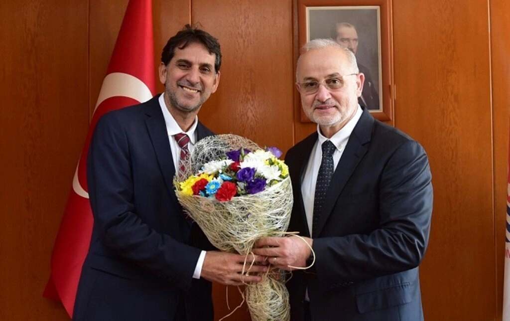 Vedat Keleş İnsan ve Toplum Bilimleri Fakültesi Dekanlığı'na Atandı