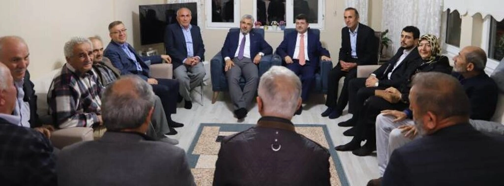 AK Parti'den Bafra'da Hane Hane 2023'e ev ziyaretleri