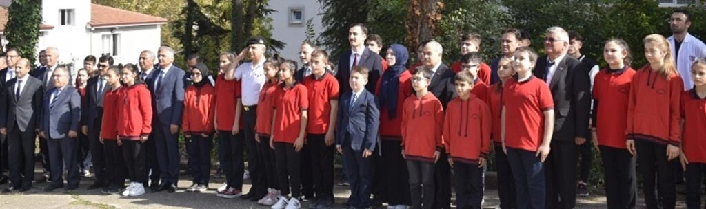 Ayvacık İlçe Halk Kütüphanesi tören ile hizmete açıldı