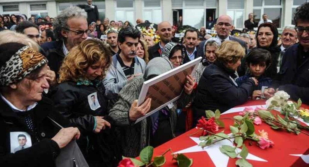 Şehit edilen doktor son yolculuğuna uğurlandı