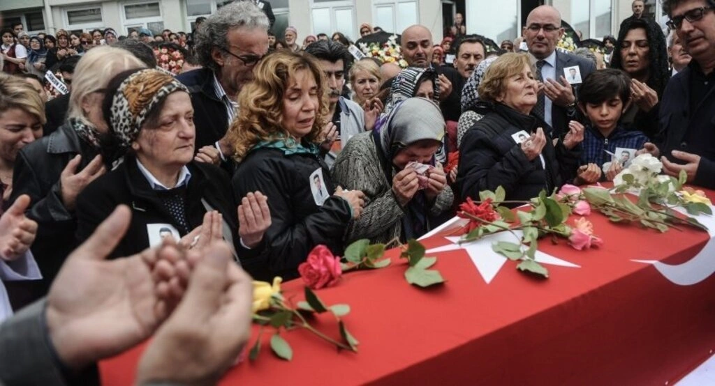 Şehit edilen doktor son yolculuğuna uğurlandı