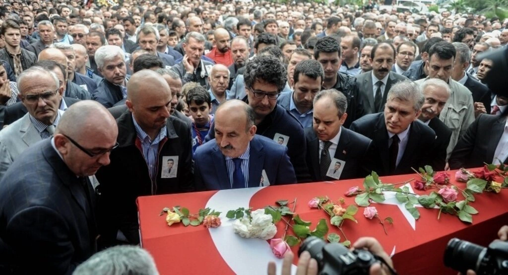 Şehit edilen doktor son yolculuğuna uğurlandı