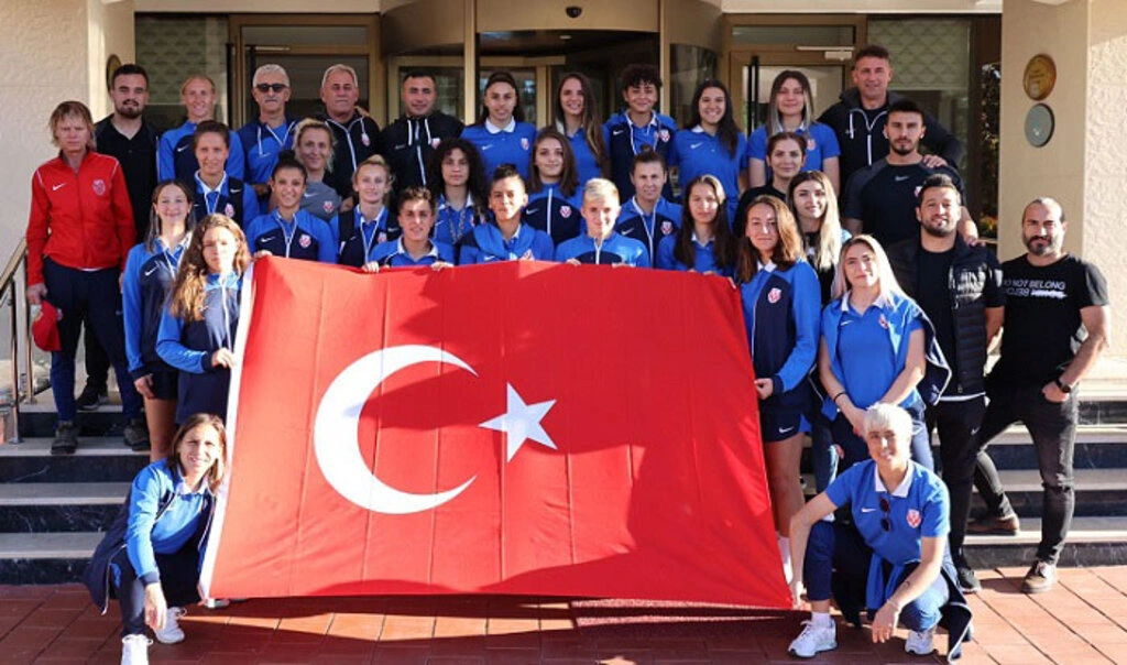 FOMGET AMED Spor'u 1-0 yendi