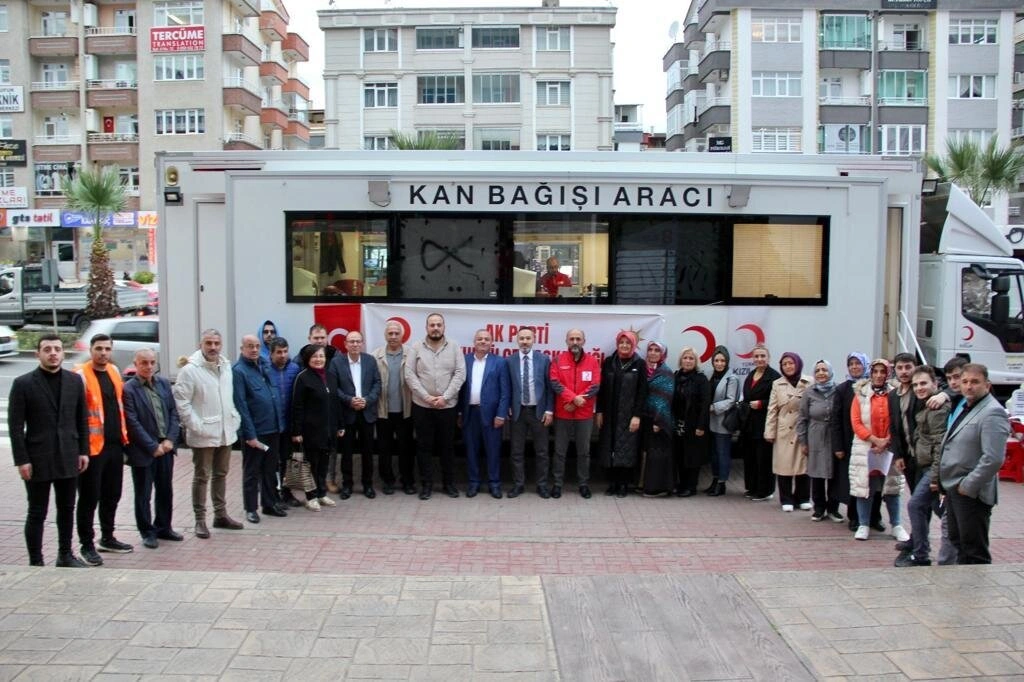 AK Parti Atakum Teşkilatı'ndan kan bağışı etkinliği