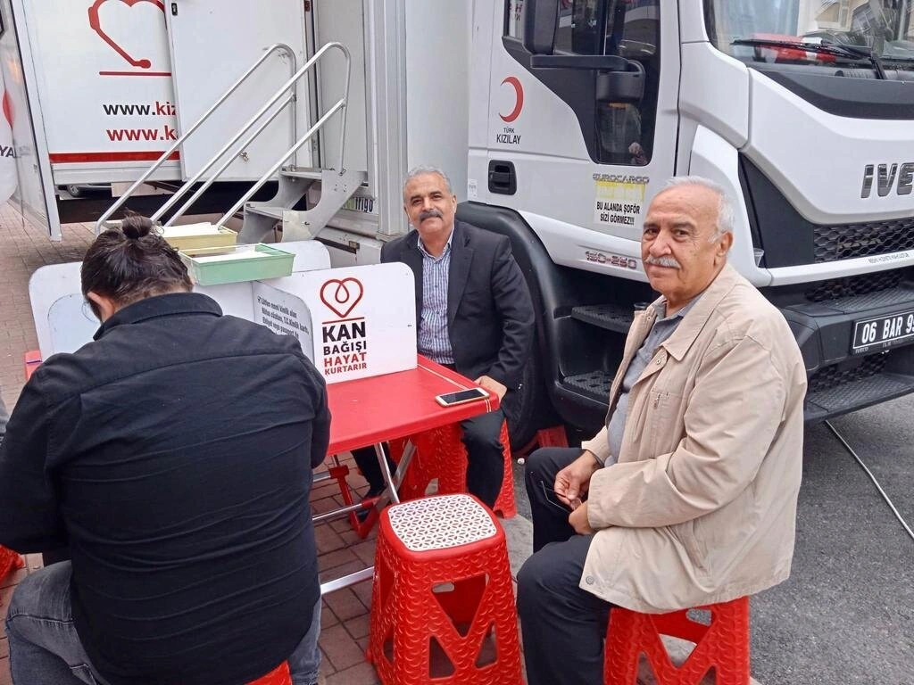 AK Parti Atakum Teşkilatı'ndan kan bağışı etkinliği