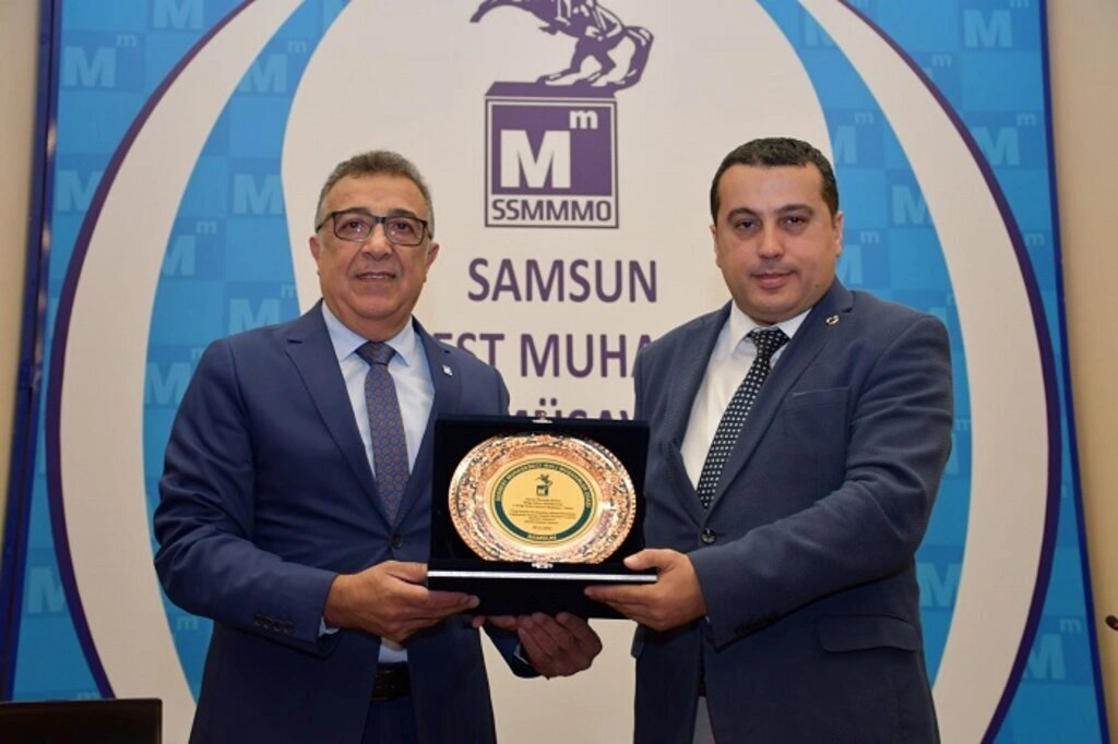 Muhasebeci ve Mali Müşavirlere hukuki sorunlar ve çözüm önerileri anlatıldı