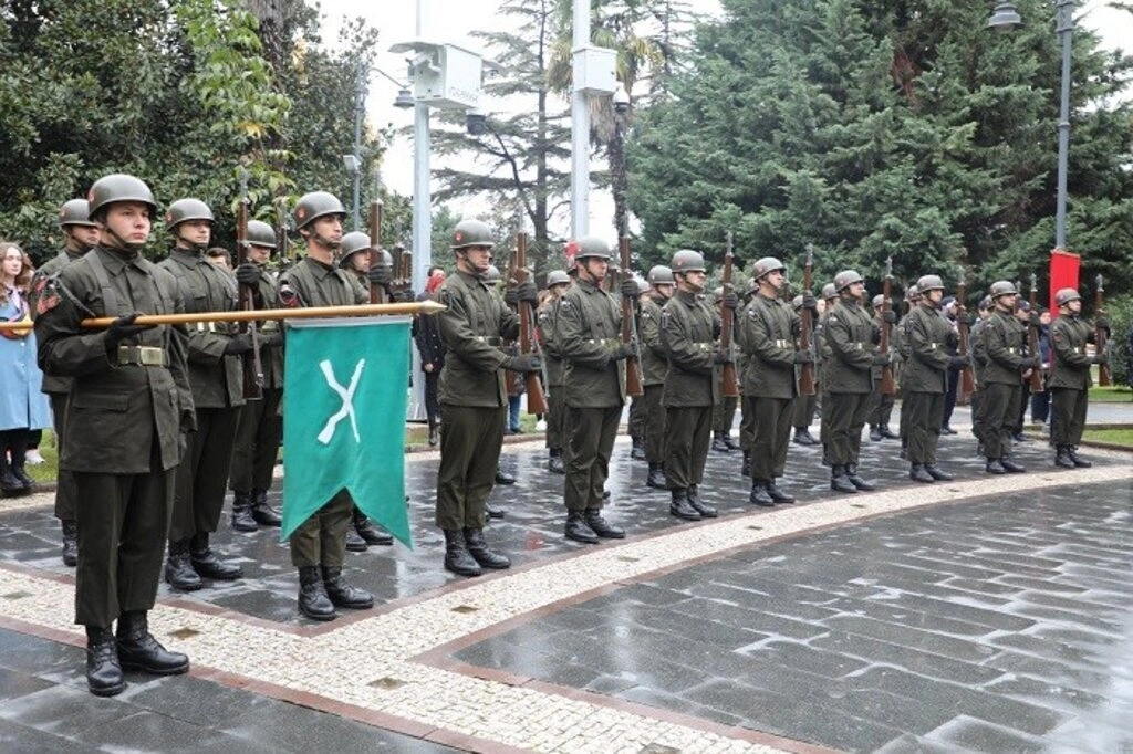 Saat 09.05'te Samsun'da hayat durdu!